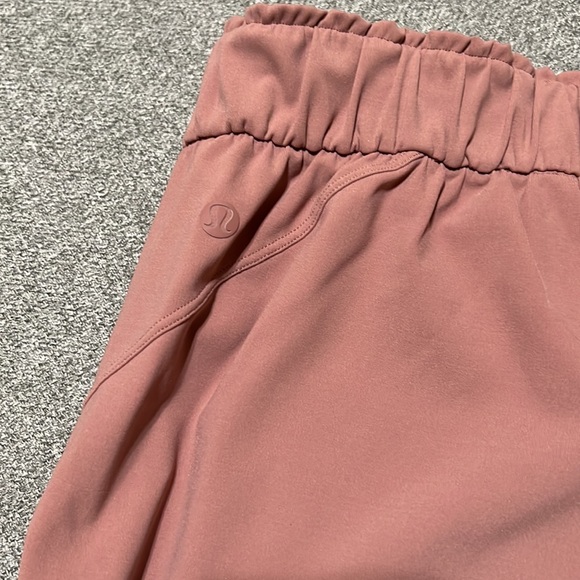 Lululemon Stretch HR Jogger - Picture 3 of 7